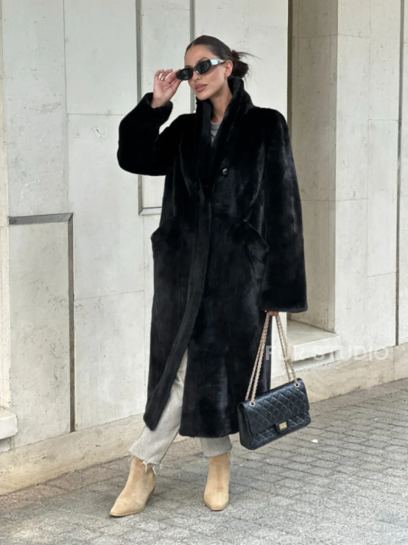 Черная шуба пальто из меха норки Saga furs