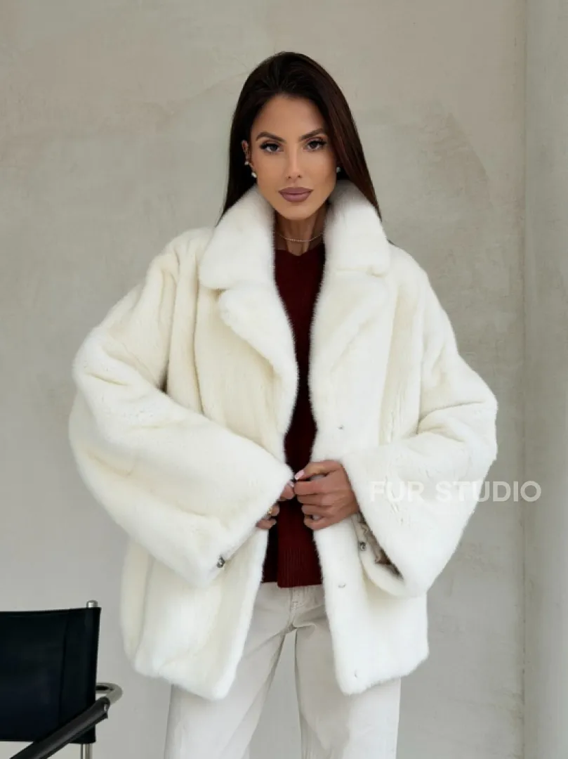 Шуба автоледи из белой норки NAFA MINK - роспуск