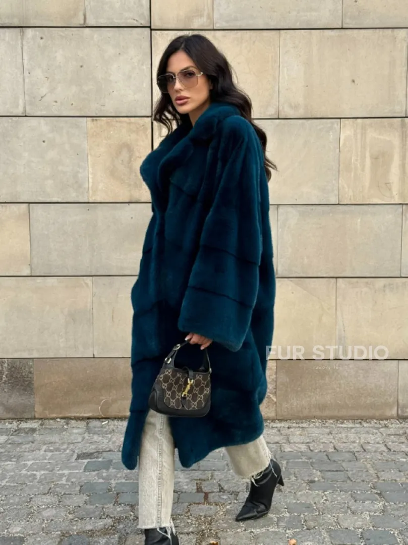 Шуба из аукционного меха норки NAFA английский воротник