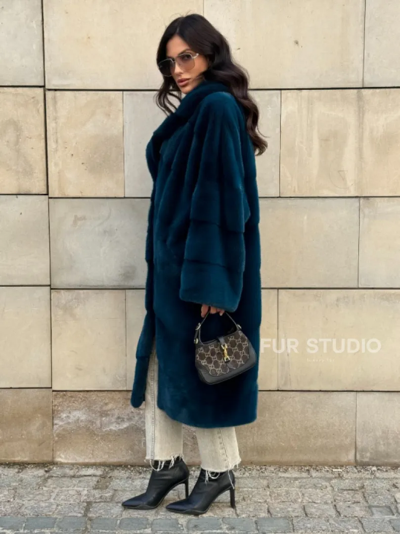 Шуба из аукционного меха норки NAFA английский воротник