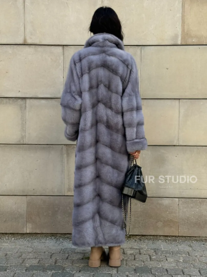 Голубая шуба New Fashion из меха аукционной норки, английский воротник