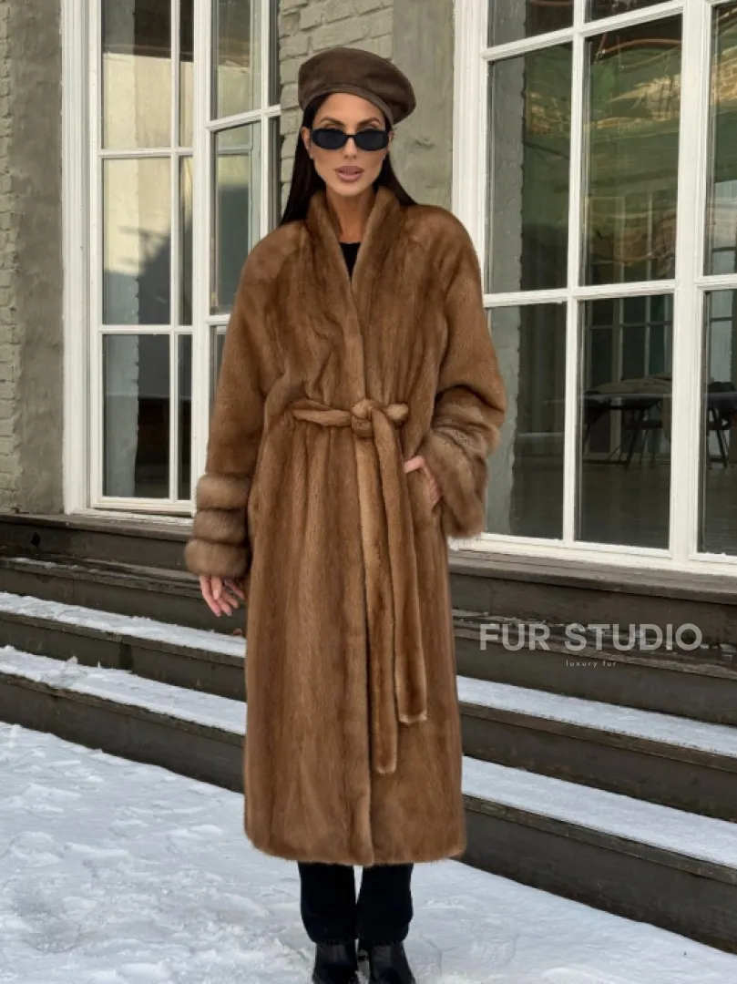 Шуба норковая кимоно VINTAGE GOLD рукава с отделкой из меха куницы