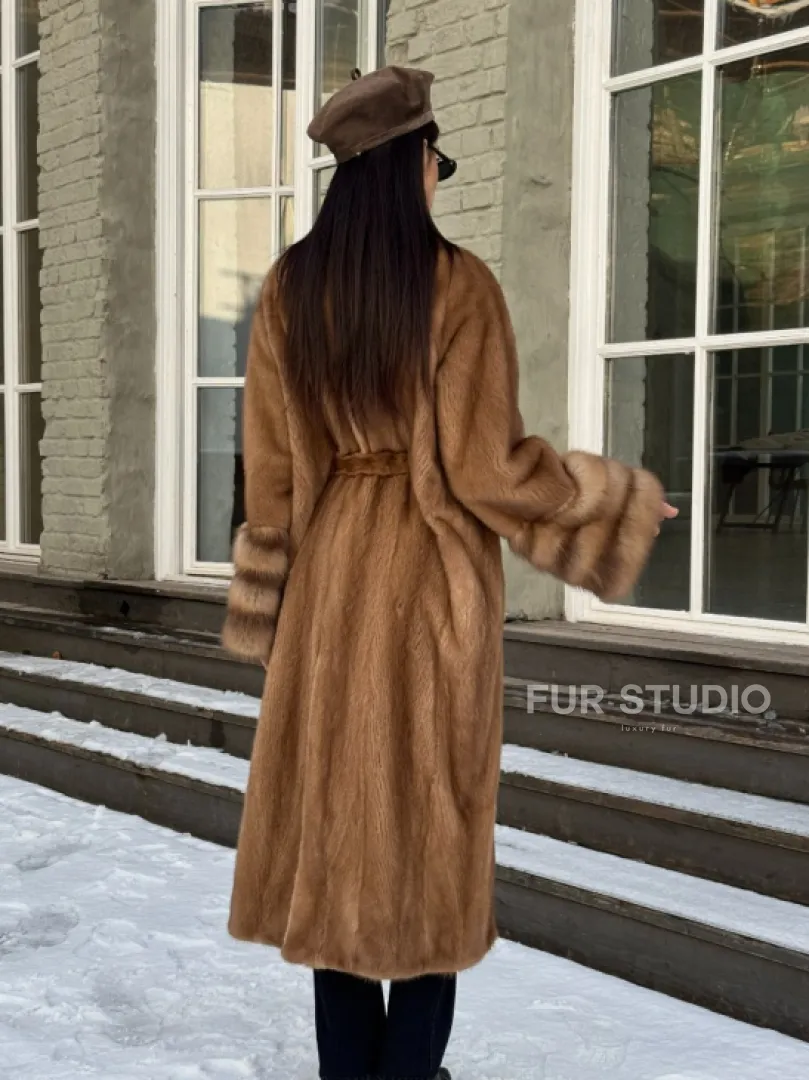 Шуба норковая кимоно VINTAGE GOLD рукава с отделкой из меха куницы
