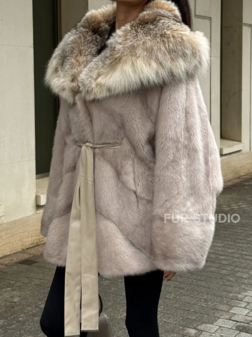 Шуба норковая кимоно с капюшоном из меха рыси, летучая мышь