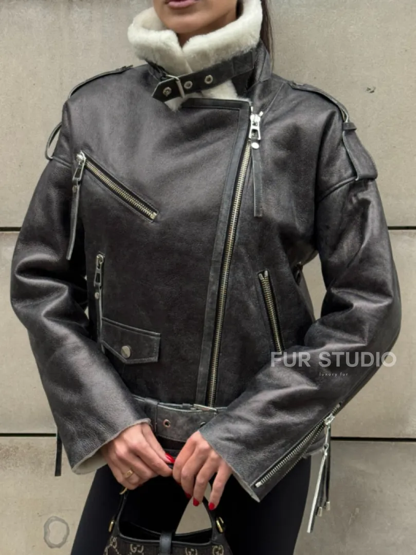 Коротка женская дубленка Vintage Grey из белой овчины мериноса, боковой шнуровкой и накладной пояс