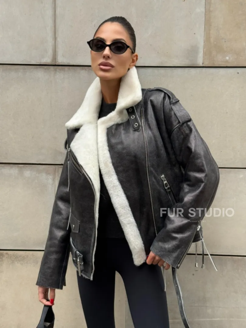 Коротка женская дубленка Vintage Grey из белой овчины мериноса, боковой шнуровкой и накладной пояс