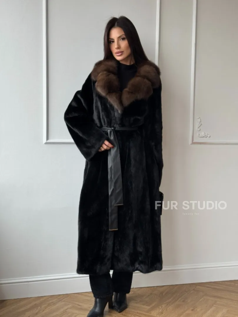 Шуба кимоно LUXURY FASHION из аукционной норки NAFA MINK с английским воротником из меха соболя