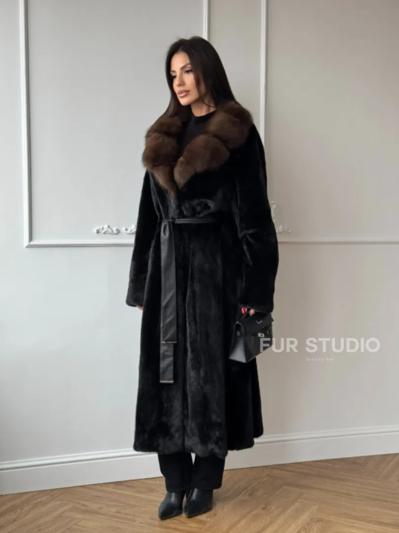 Шуба кимоно LUXURY FASHION из аукционной норки NAFA MINK с английским воротником из меха соболя