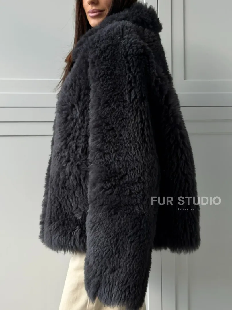 Короткая шуба - дубленка из натуральной овчины,  воротник апаш