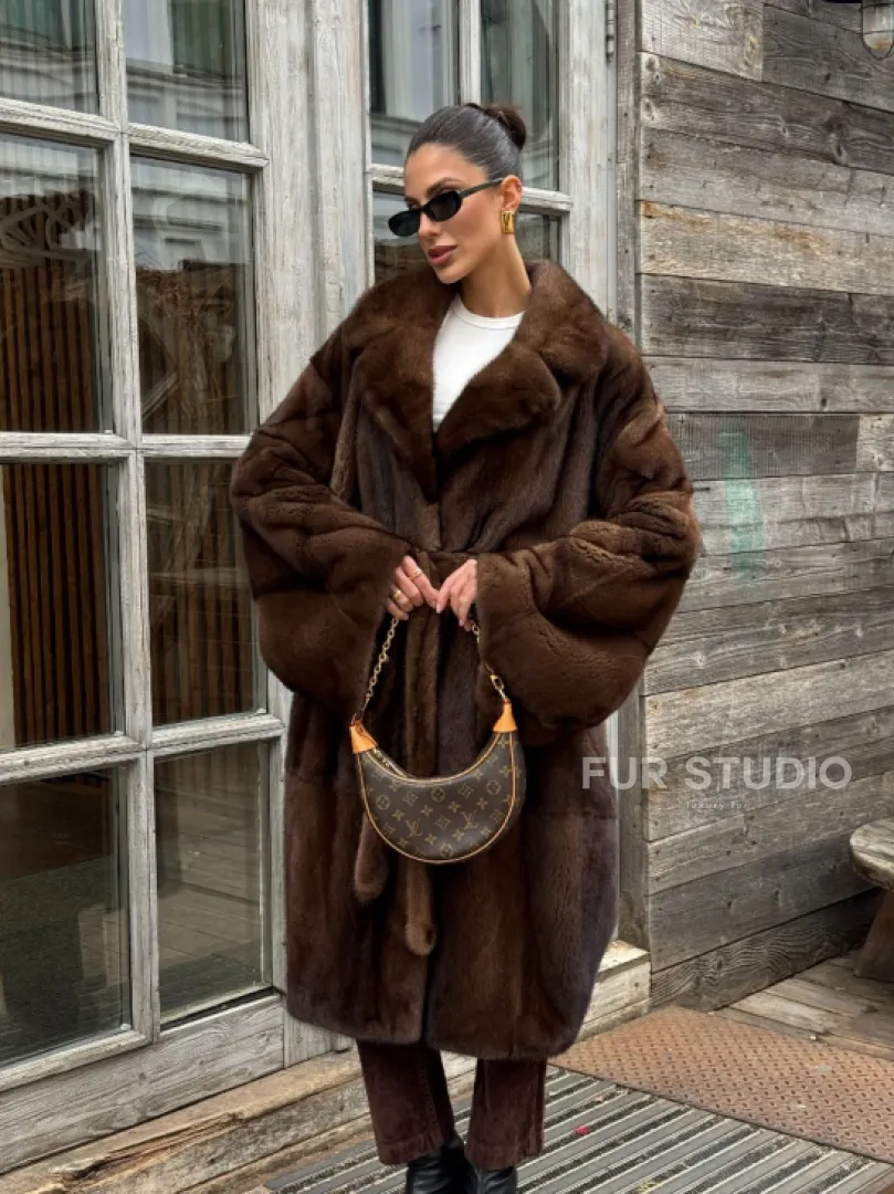 Шуба - кимоно Chic Fashion из норки орех с английским воротником