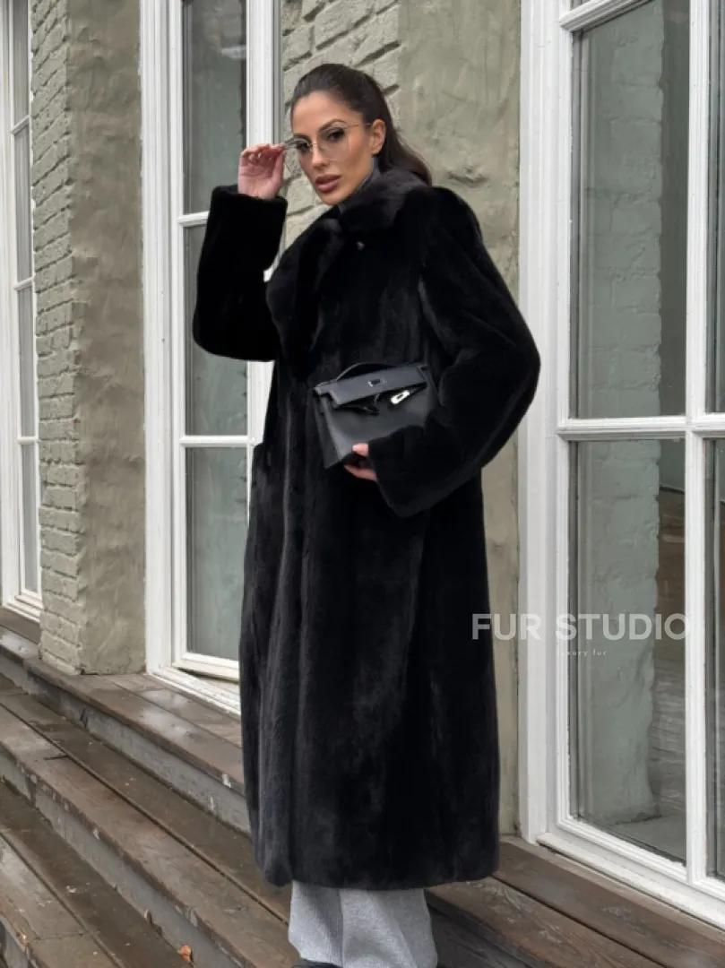 Шуба из канадской аукционной норки с английским воротником - Total black