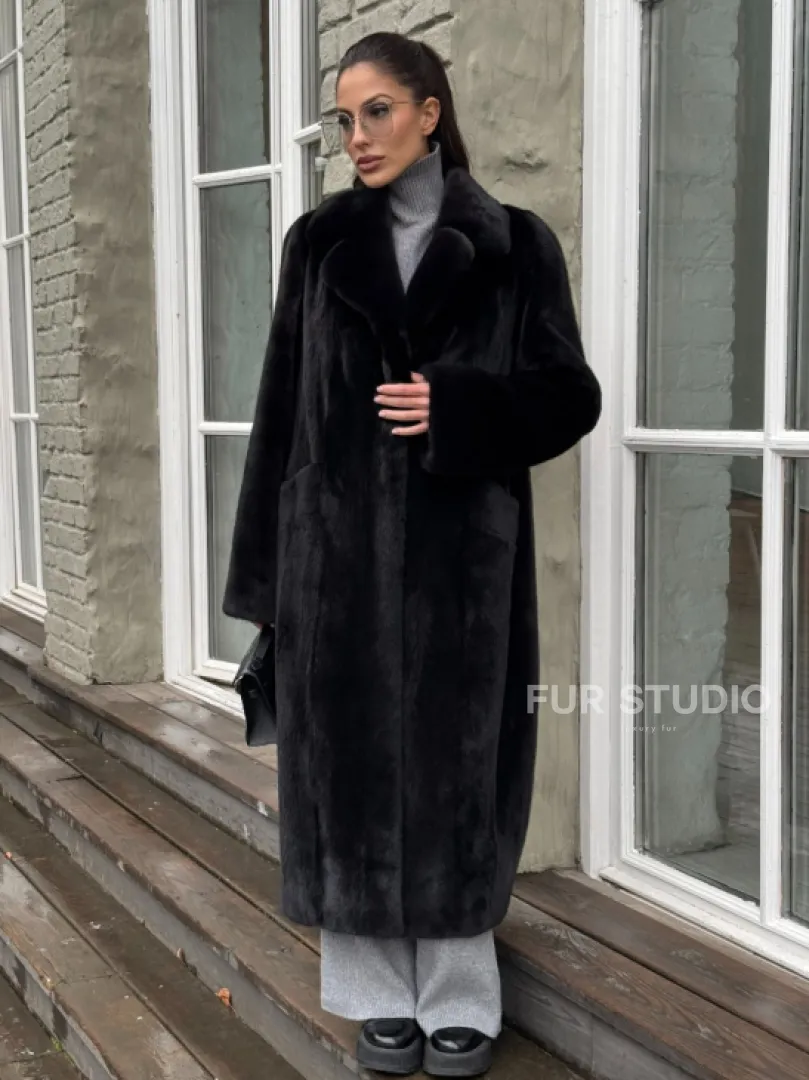 Шуба из канадской аукционной норки с английским воротником - Total black