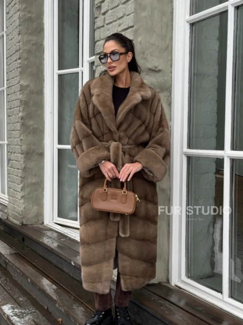 Шуба - кимоно из меха норки Saga Furs в натуральном цвете пастель