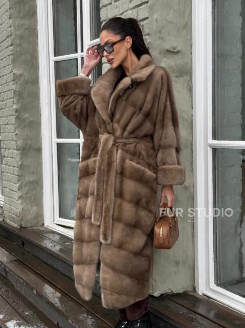 Шуба - кимоно из меха норки Saga Furs в натуральном цвете пастель