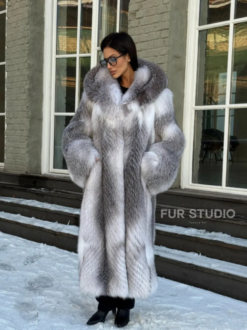 Длинная шуба из меха Arctic Fox с капюшоном, росшив - серая