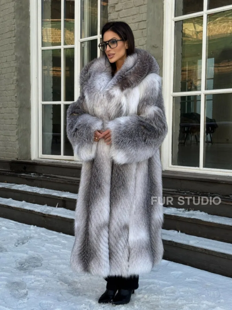 Длинная шуба из меха Arctic Fox с капюшоном, росшив - серая