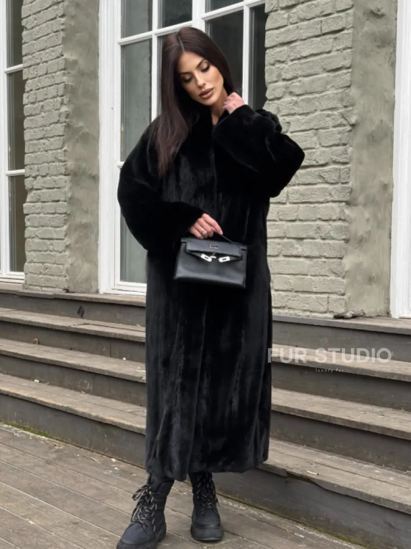 Шуба из аукционной норки «Premium fur» с внутренней резинкой на талии