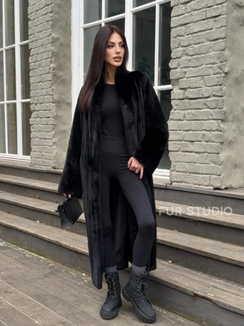 Шуба из аукционной норки «Premium fur» с внутренней резинкой на талии