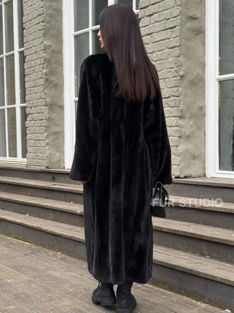 Шуба из аукционной норки «Premium fur» с внутренней резинкой на талии
