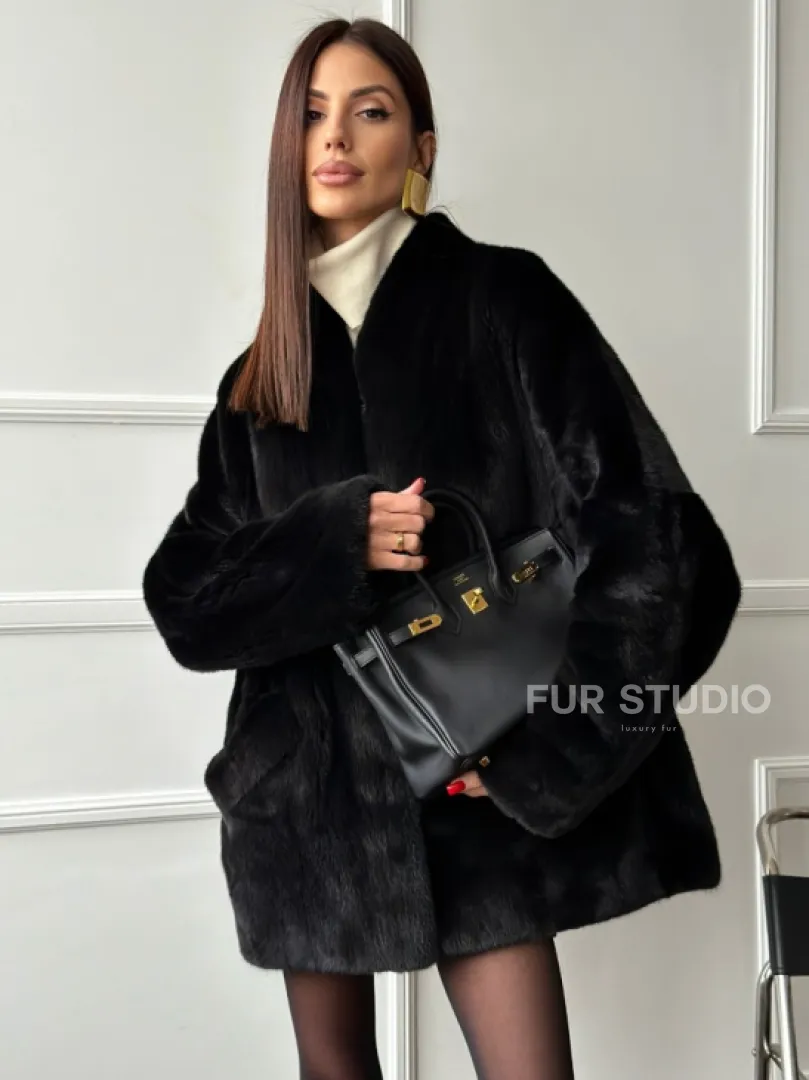 Жакет - шуба из норки BLACKGLAMA с V-образным воротником, косыми карманами