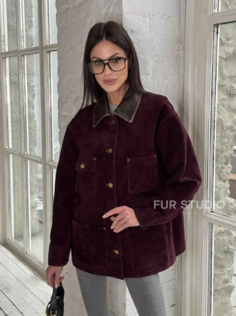 Куртка в «рабочем стиле» из замши Burgundy с отложным воротником, весна-лето 2025