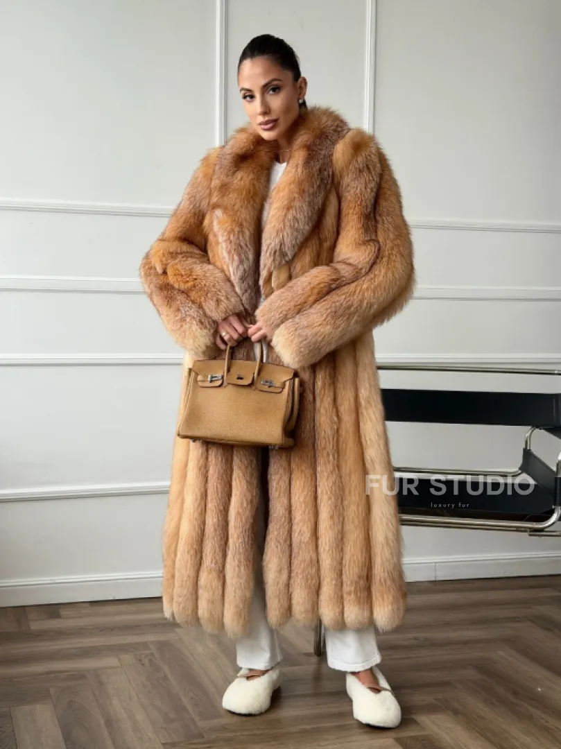 Длинная шуба из меха лисы Vintage gold с шалевым воротником