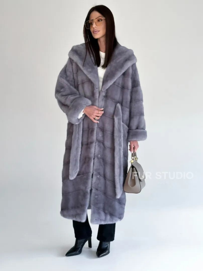 Удлиненная норковая шуба - кимоно с капюшоном