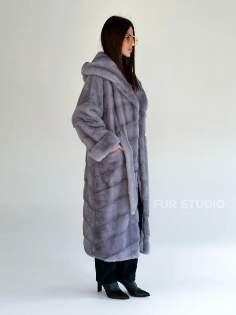 Удлиненная норковая шуба - кимоно с капюшоном