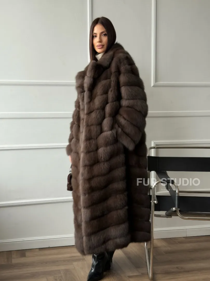 Длинная шуба из меха куницы Exclusive fur
