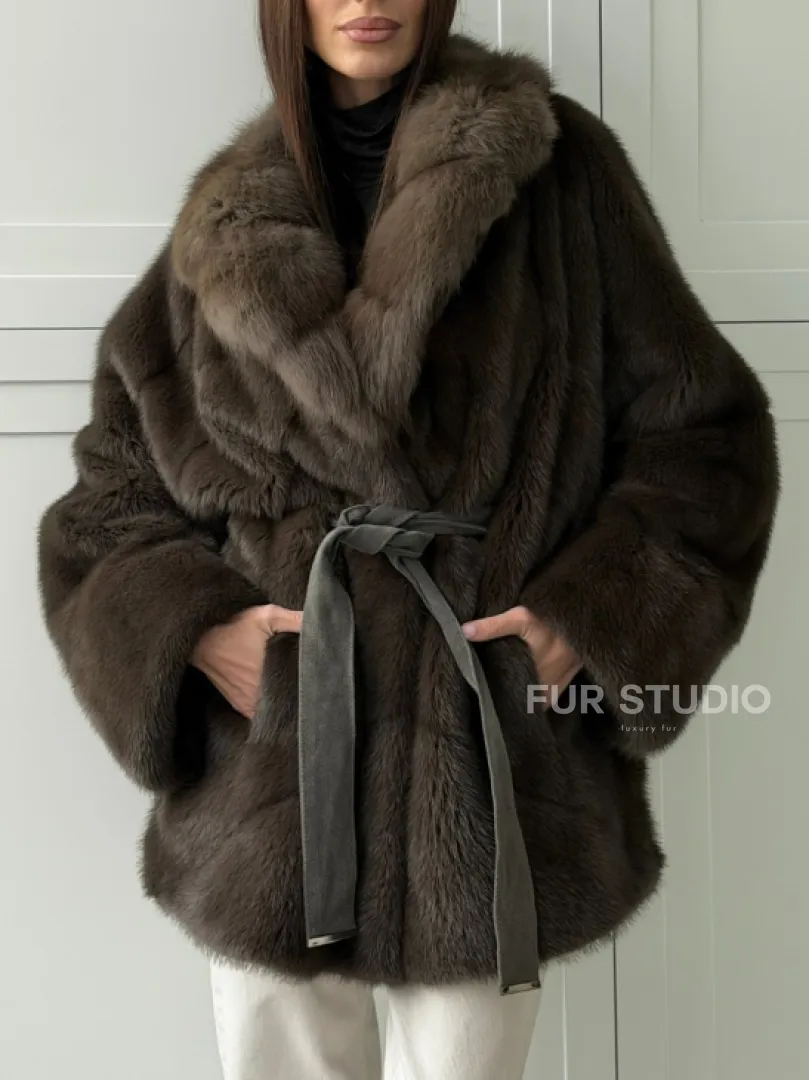 Шуба норковая летучая мышь с воротником из куницы - цвет хаки