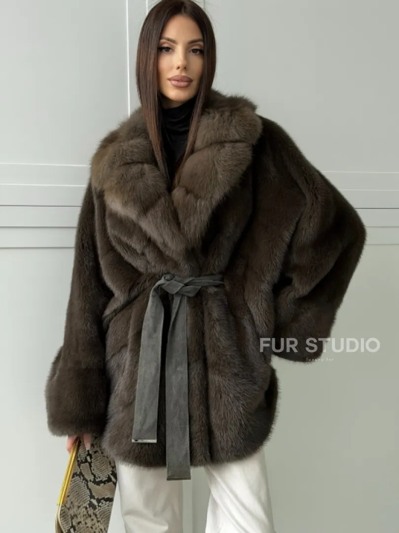 Шуба норковая летучая мышь с воротником из куницы - цвет хаки