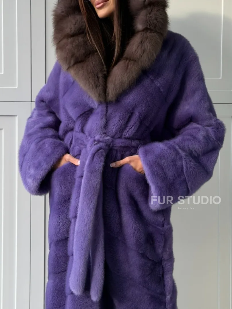 Фиолетовая норковая шуба