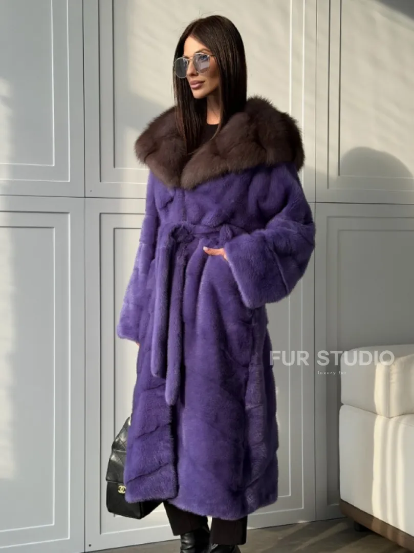 Фиолетовая норковая шуба