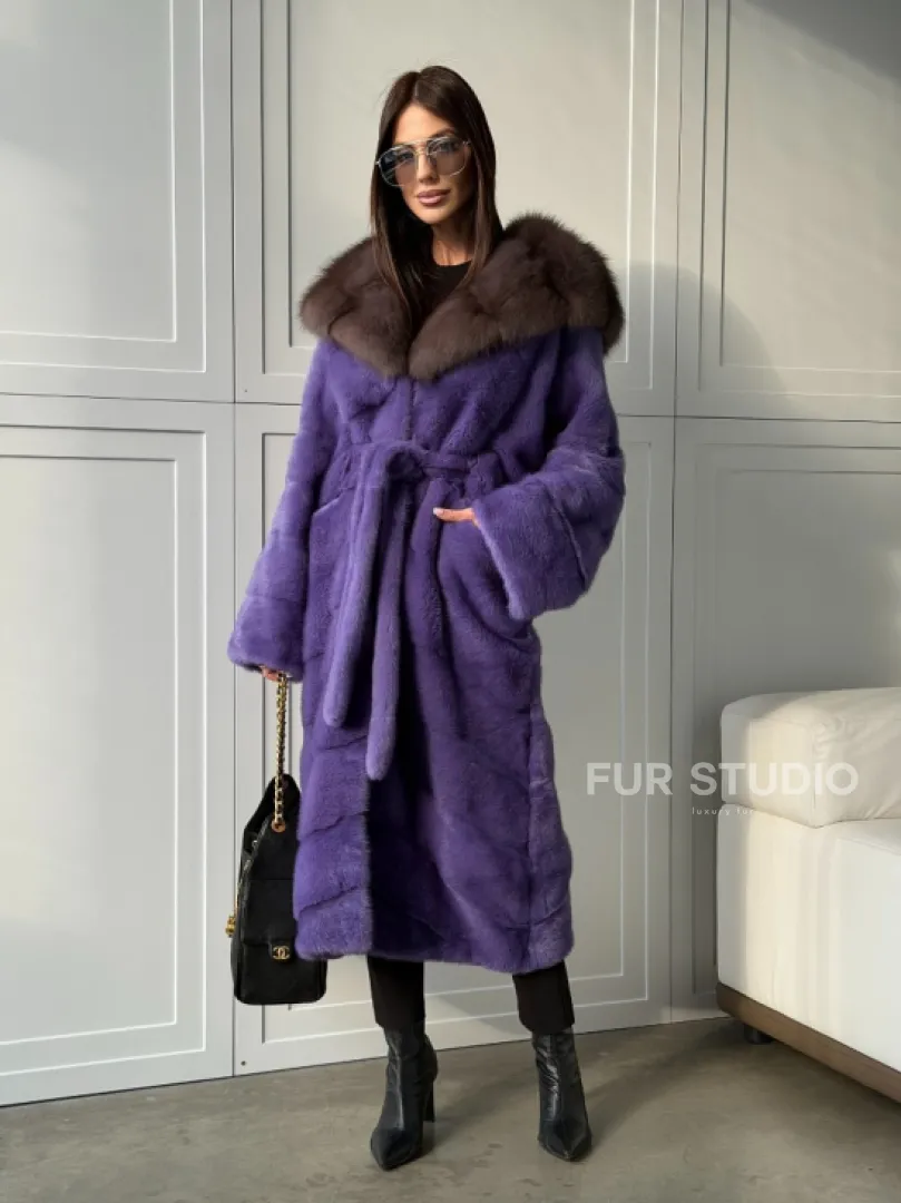 Фиолетовая норковая шуба