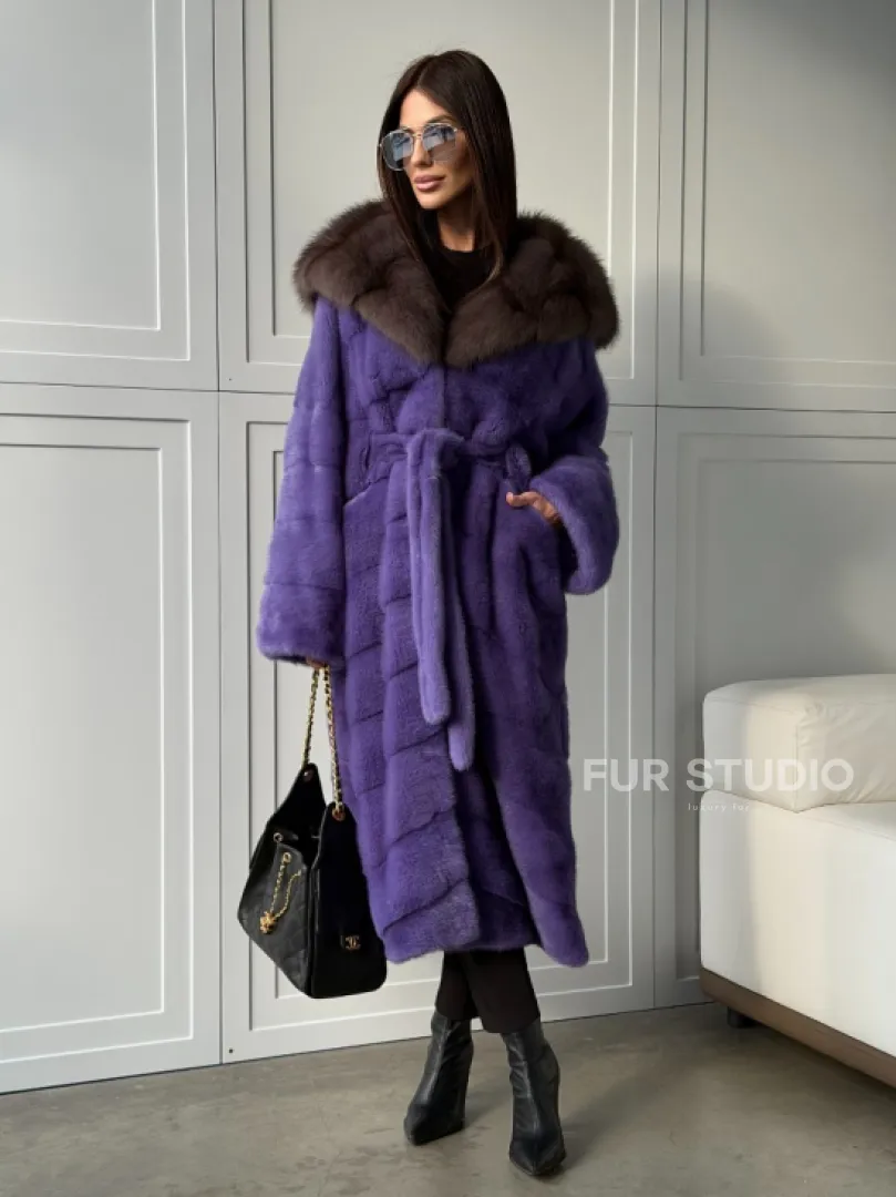 Фиолетовая норковая шуба