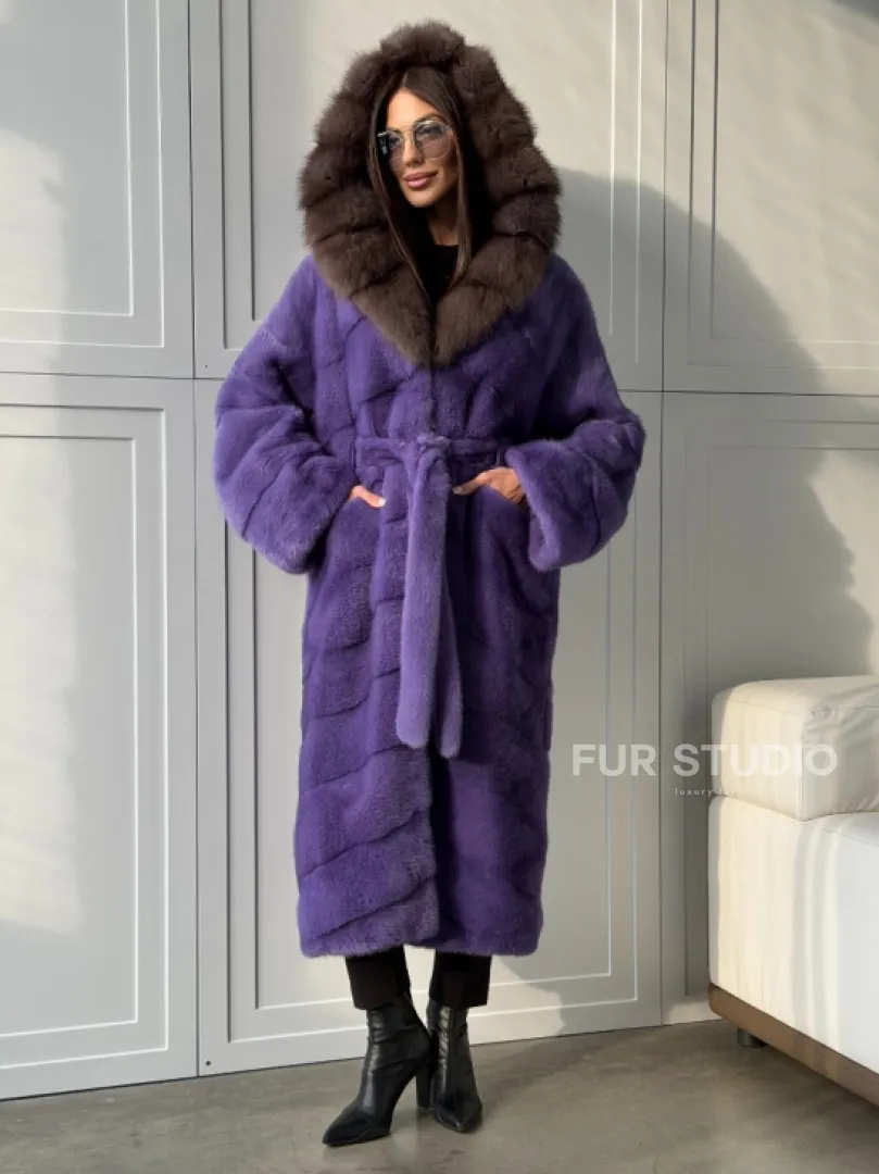 Фиолетовая норковая шуба