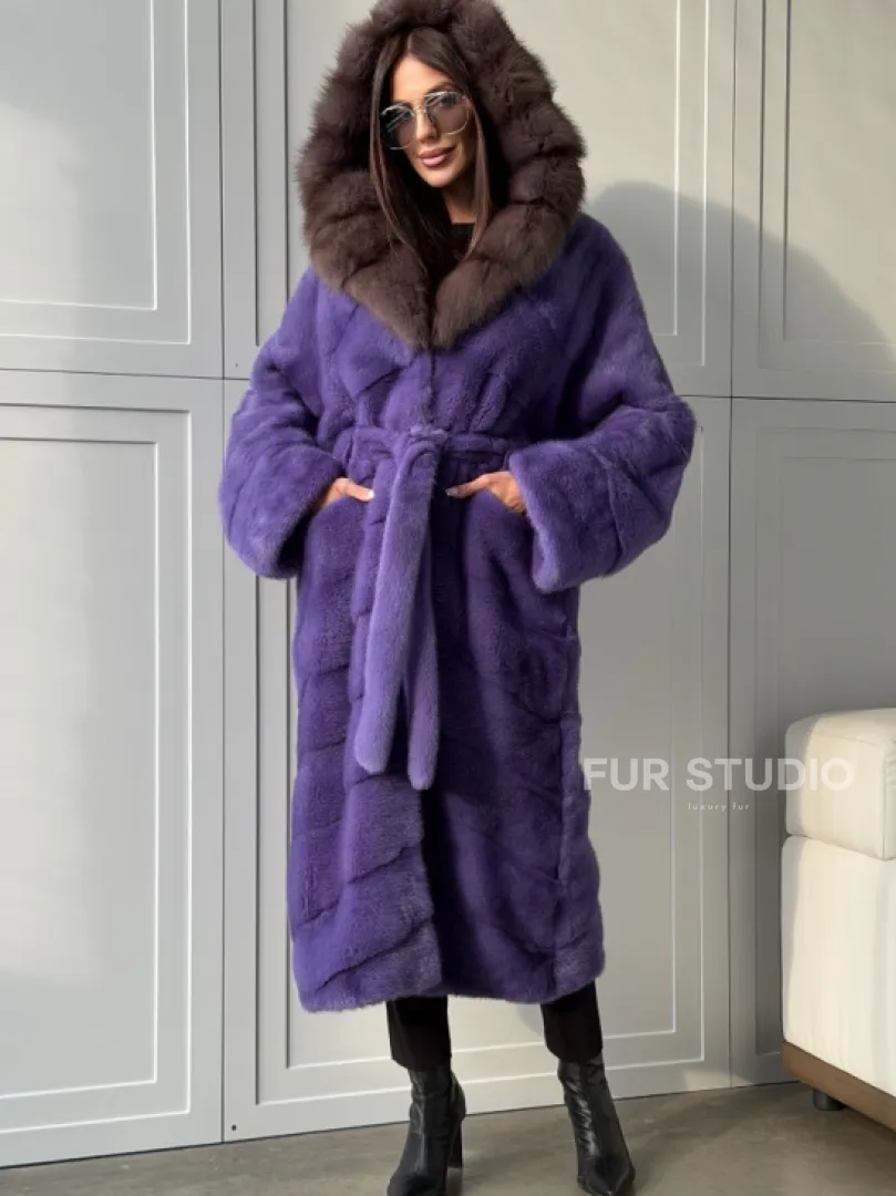 Фиолетовая норковая шуба