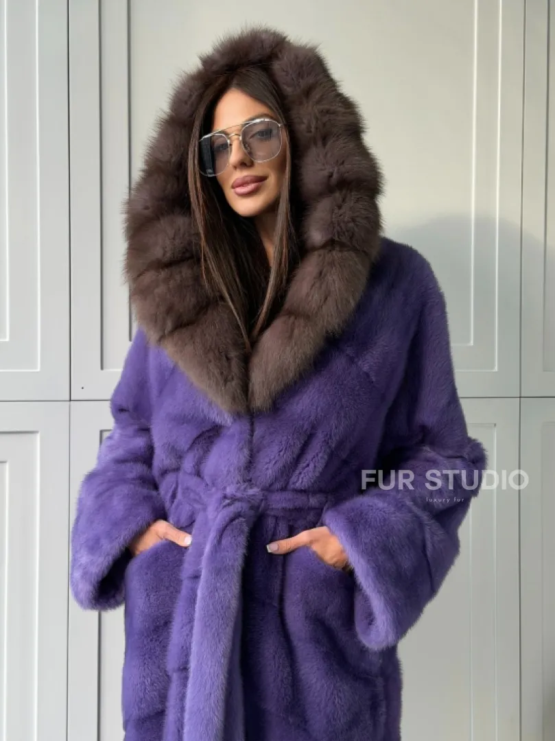 Фиолетовая норковая шуба