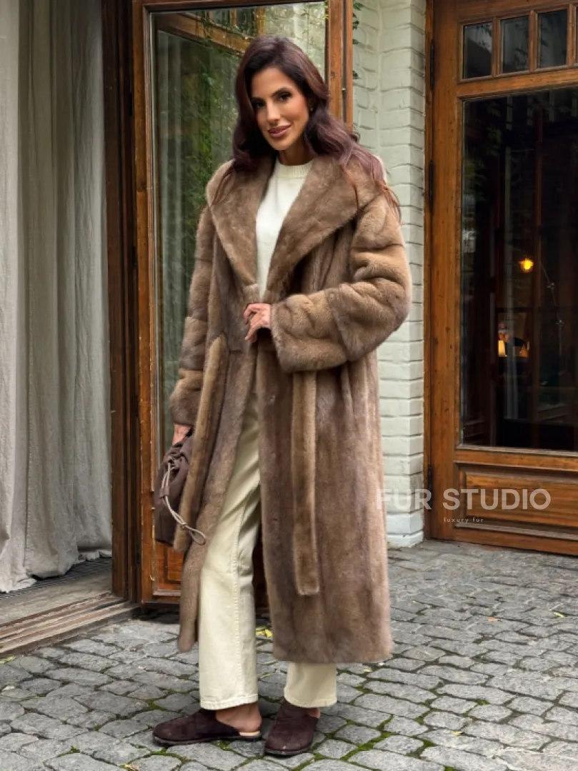 Шуба норковая с капюшоном - цвет пастель