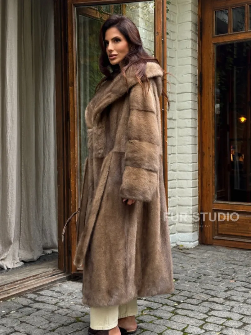 Шуба норковая с капюшоном - цвет пастель