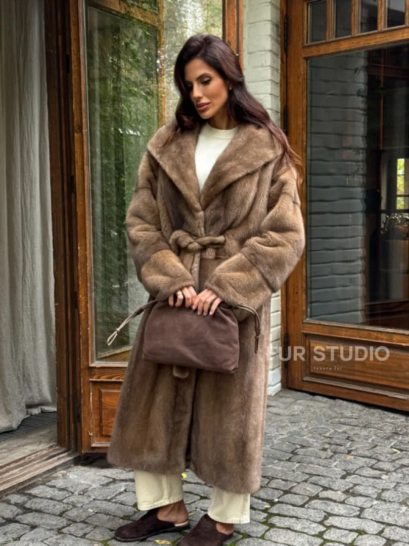 Шуба норковая с капюшоном - цвет пастель