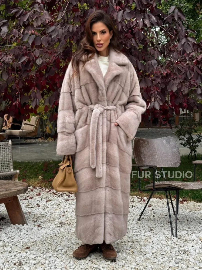 Длинная норковая шуба с поясом