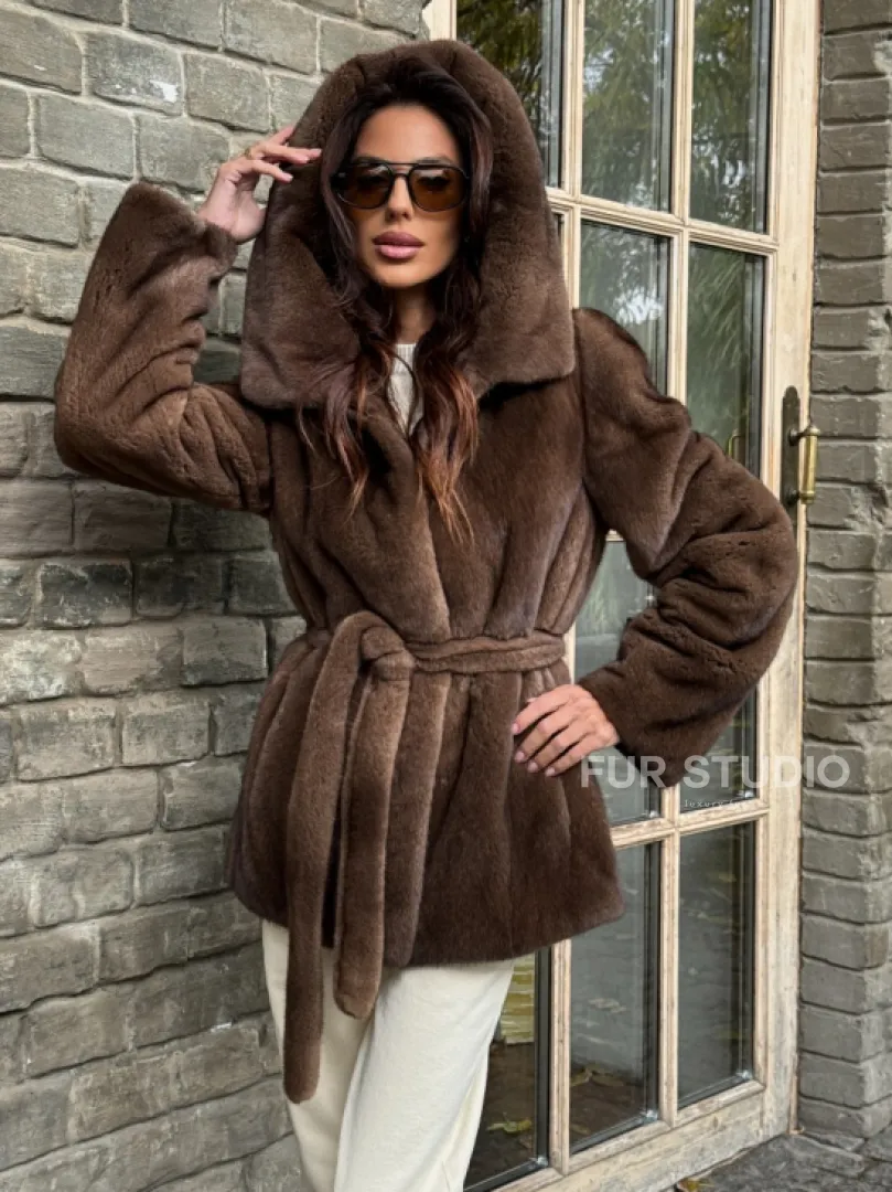 Шуба автоледи с капюшоном