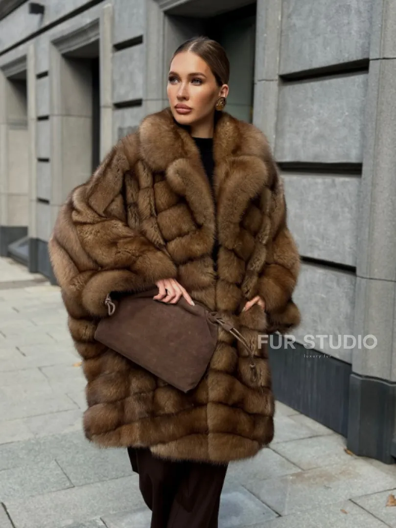 Шуба из куницы оверсайз