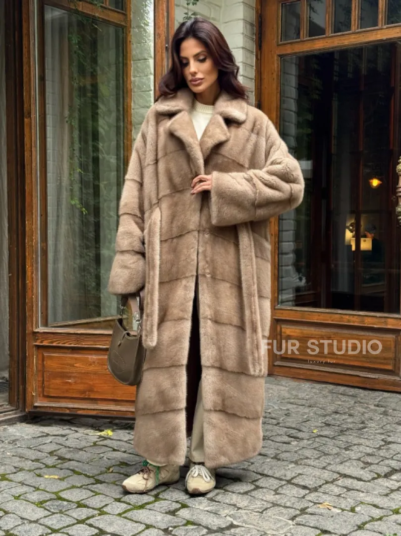 Длинная норковая шуба - цвет пастель