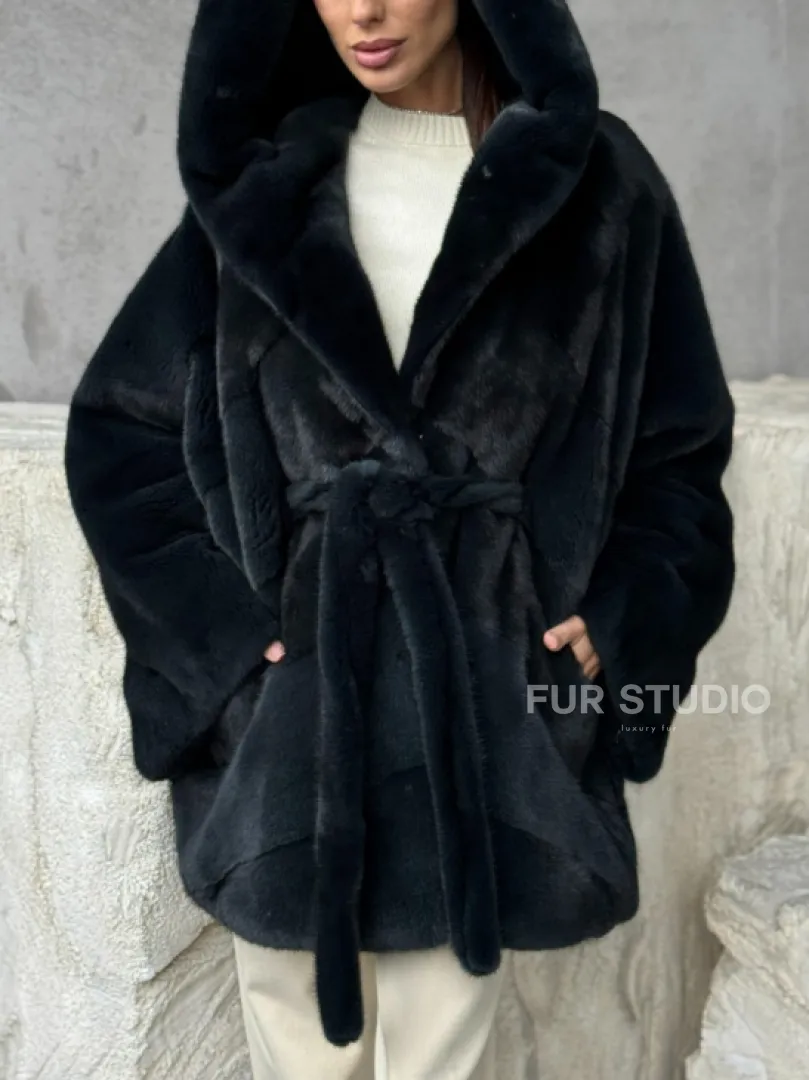 Шуба норковая летучая мышь с капюшоном