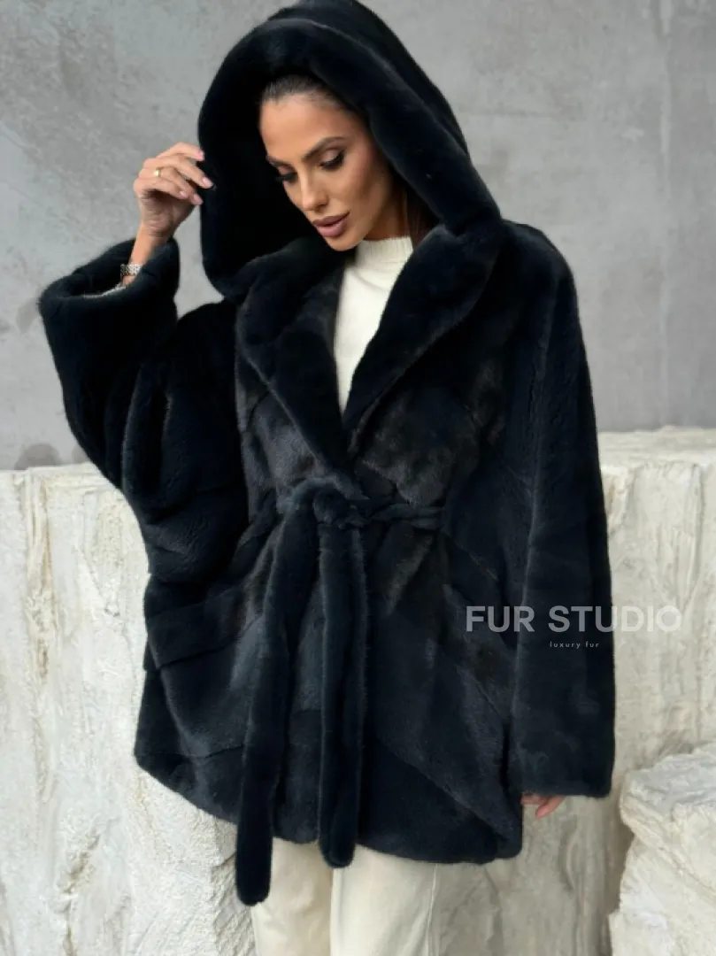 Шуба норковая летучая мышь с капюшоном