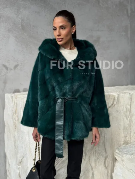 Норковый полушубок с капюшоном - фото 10