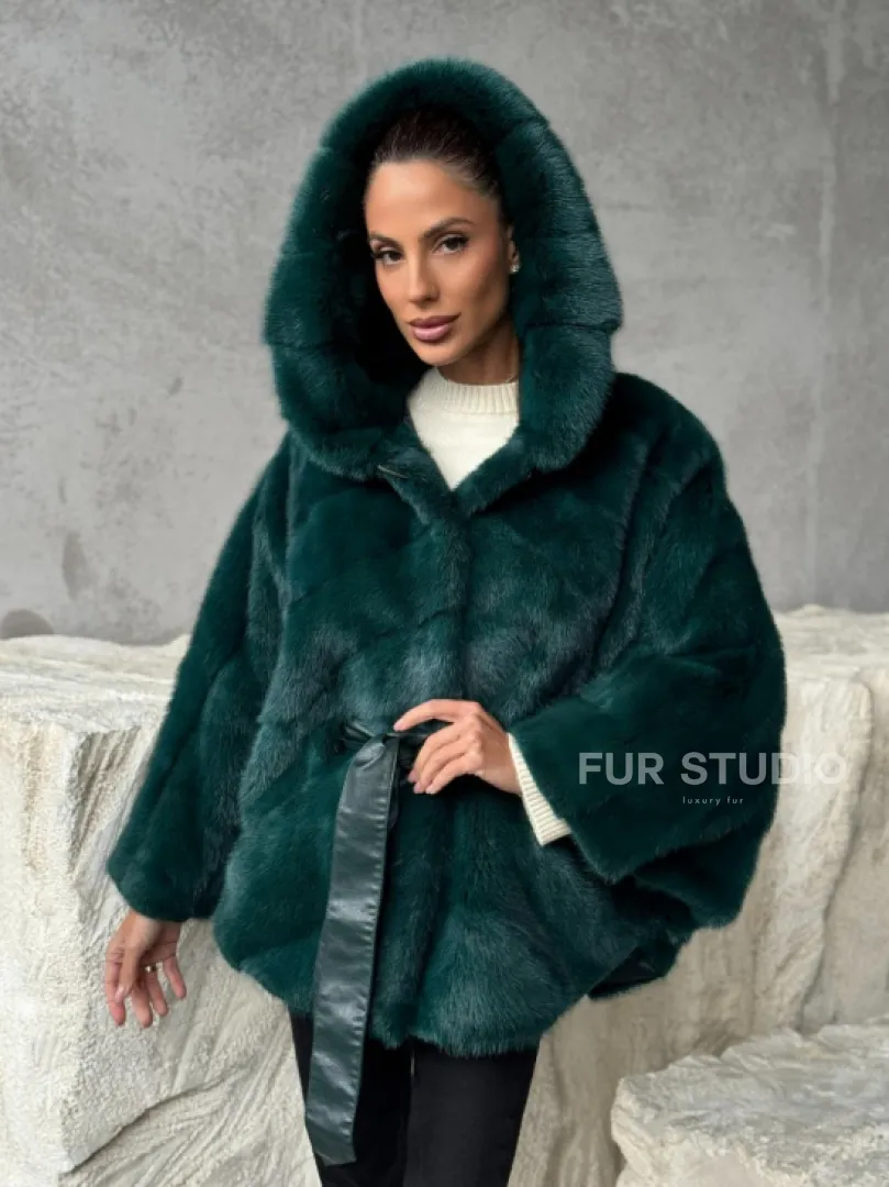 Норковый полушубок с капюшоном