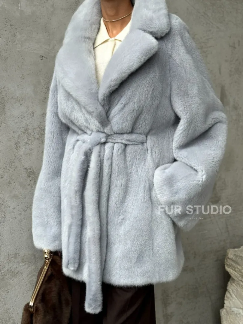 Полушубок из голубой норки